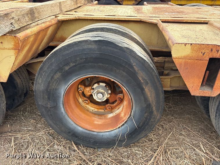 image for item EE1420 1974 Load King lowboy equipment trailer