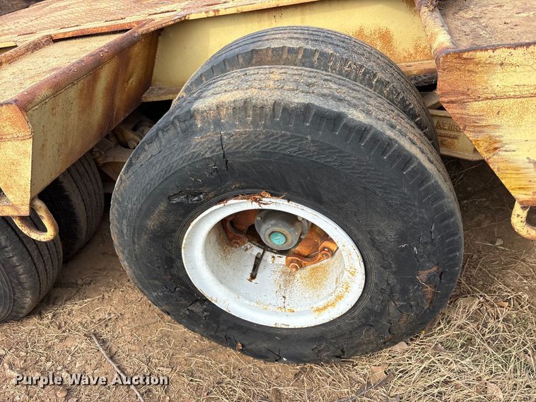image for item EE1420 1974 Load King lowboy equipment trailer
