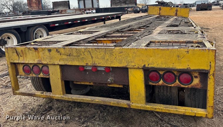 image for item EE1421 1979 Transcraft DTX-20-43 drop deck trailer