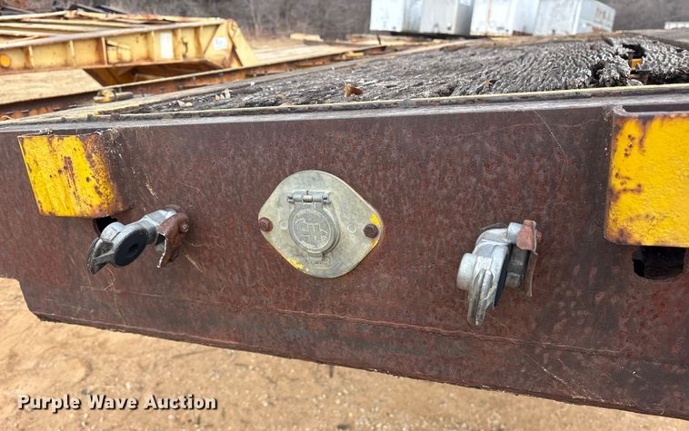 image for item EE1421 1979 Transcraft DTX-20-43 drop deck trailer