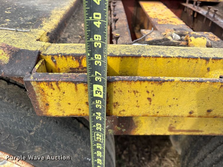 image for item EE1421 1979 Transcraft DTX-20-43 drop deck trailer