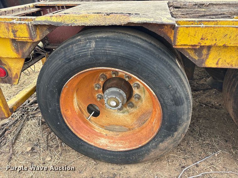 image for item EE1421 1979 Transcraft DTX-20-43 drop deck trailer