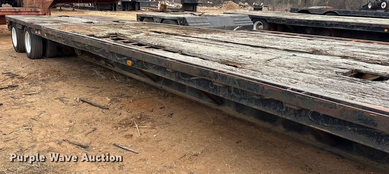 image for item EE1426 1976 Great Dane drop deck trailer