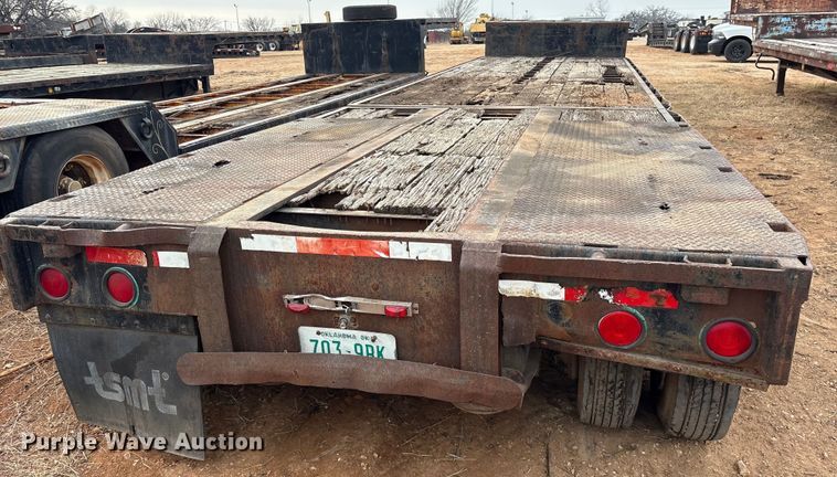 image for item EE1426 1976 Great Dane drop deck trailer