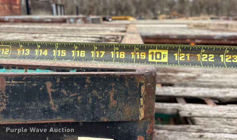 image for item EE1426 1976 Great Dane drop deck trailer