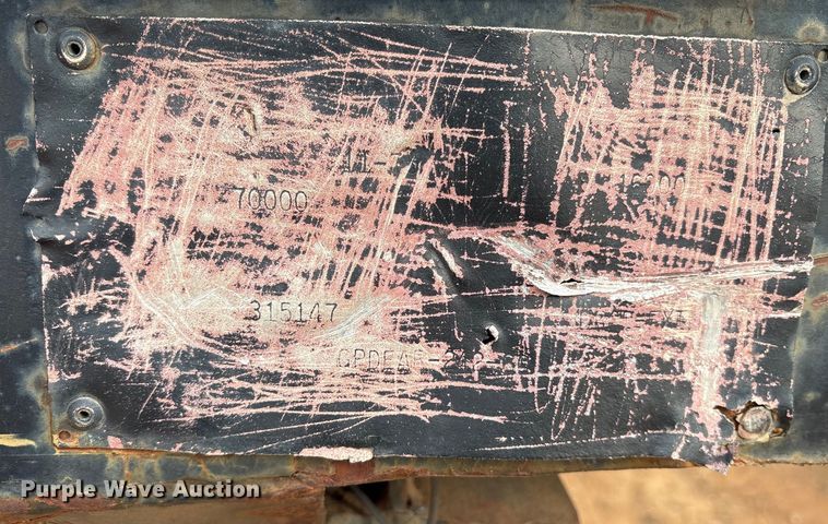 image for item EE1426 1976 Great Dane drop deck trailer