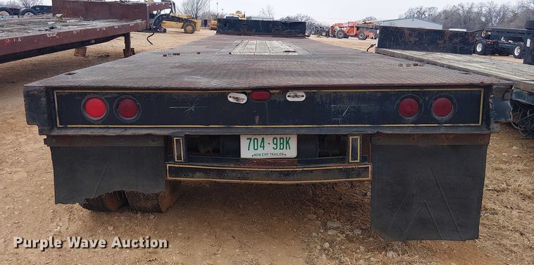 image for item EE1429 1976 Nabors drop deck trailer