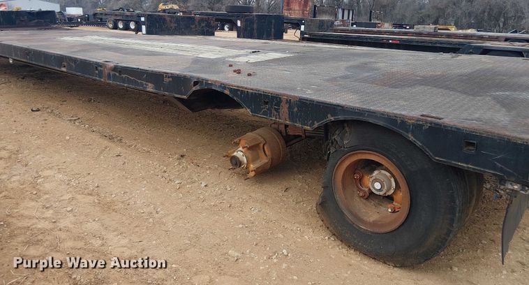 image for item EE1429 1976 Nabors drop deck trailer