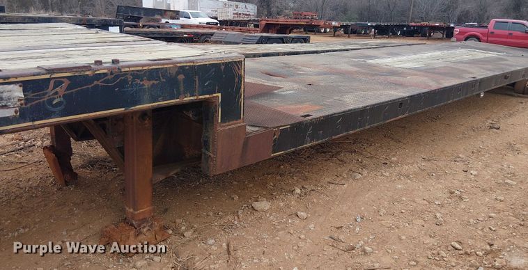 image for item EE1429 1976 Nabors drop deck trailer