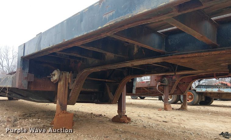 image for item EE1429 1976 Nabors drop deck trailer