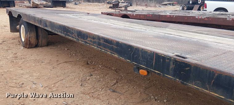 image for item EE1429 1976 Nabors drop deck trailer