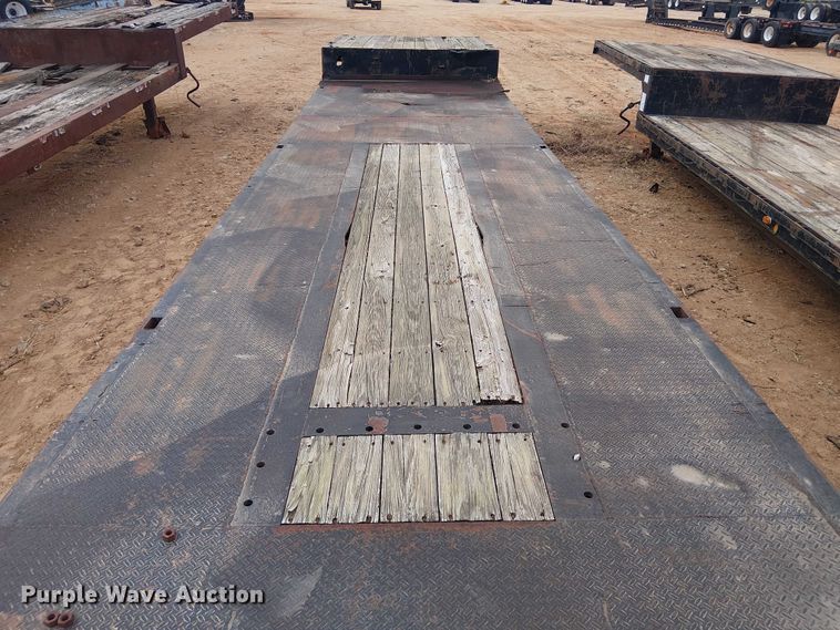 image for item EE1429 1976 Nabors drop deck trailer