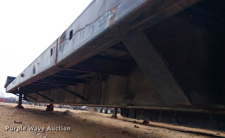 image for item EE1429 1976 Nabors drop deck trailer