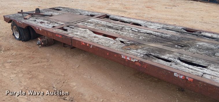 image for item EE1430 1975 Nabors drop deck trailer