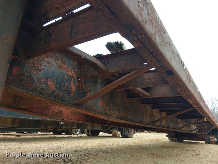 image for item EE1430 1975 Nabors drop deck trailer