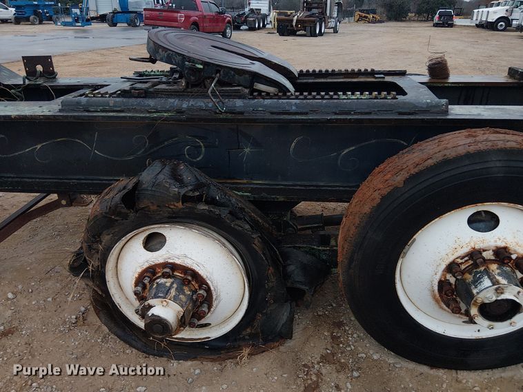 image for item EE1435 Loadcraft JT510JD jeep axle