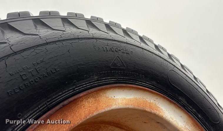 image for item EE1436 1964 Loadcraft M4-910-DDSLB lowboy equipment trailer