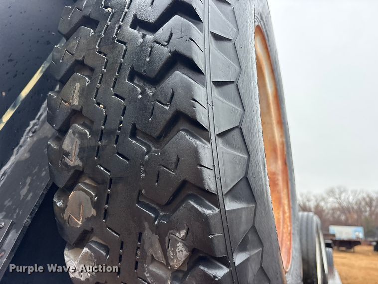 image for item EE1436 1964 Loadcraft M4-910-DDSLB lowboy equipment trailer