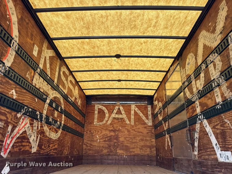 image for item EF2297 2002 International 4700 box truck