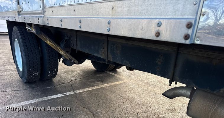 image for item EF2297 2002 International 4700 box truck