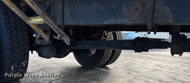 image for item EF2297 2002 International 4700 box truck