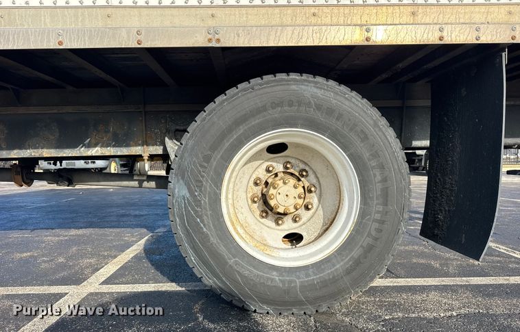 image for item EF2297 2002 International 4700 box truck