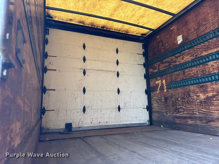 image for item EF2299 2002 International 4700 box truck