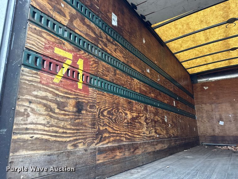 image for item EF2299 2002 International 4700 box truck