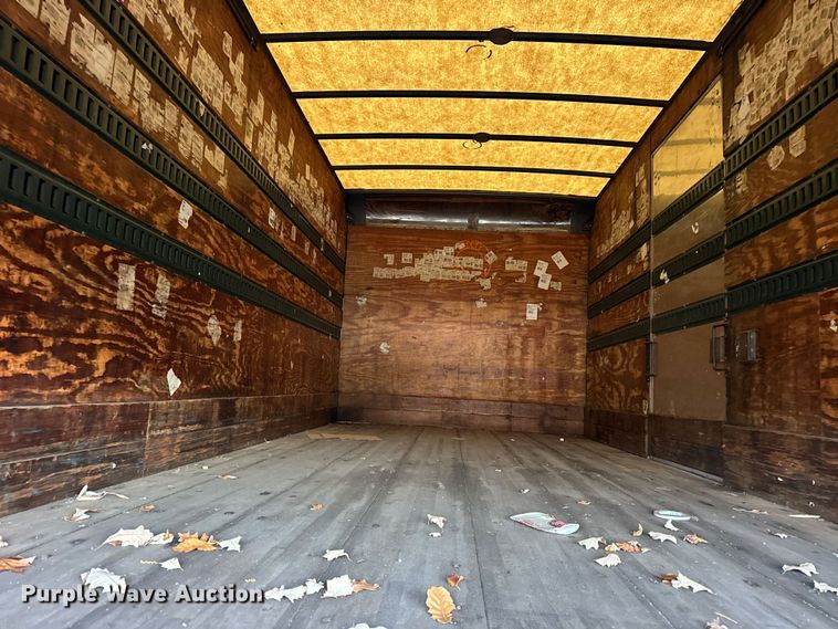 image for item EF2301 2002 International 4700 box truck