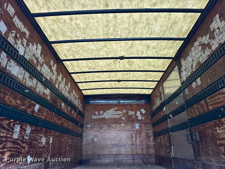 image for item EF2301 2002 International 4700 box truck