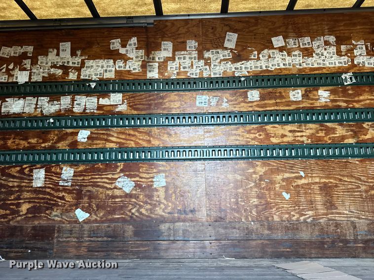 image for item EF2301 2002 International 4700 box truck