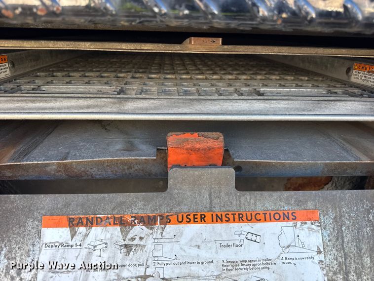 image for item EF2304 2006 International 4300 box truck