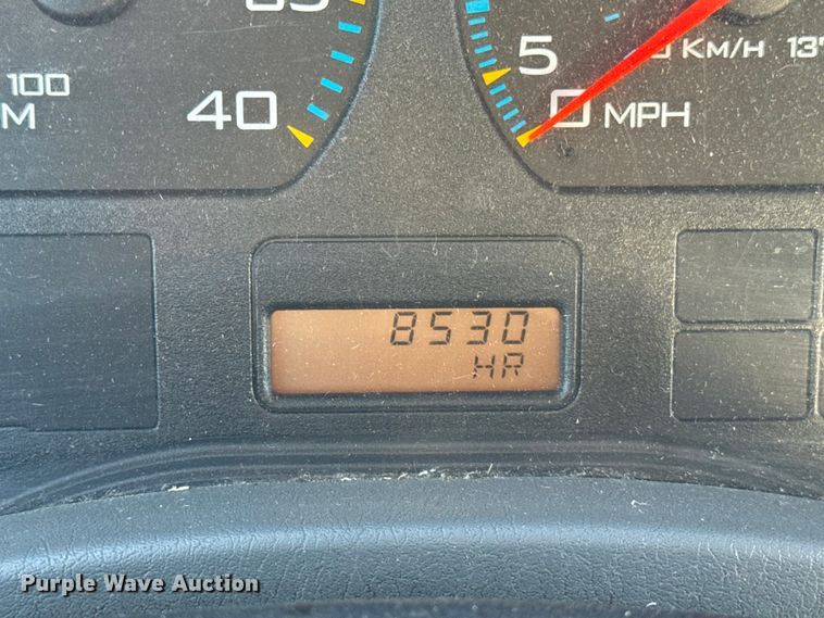 image for item EF2304 2006 International 4300 box truck