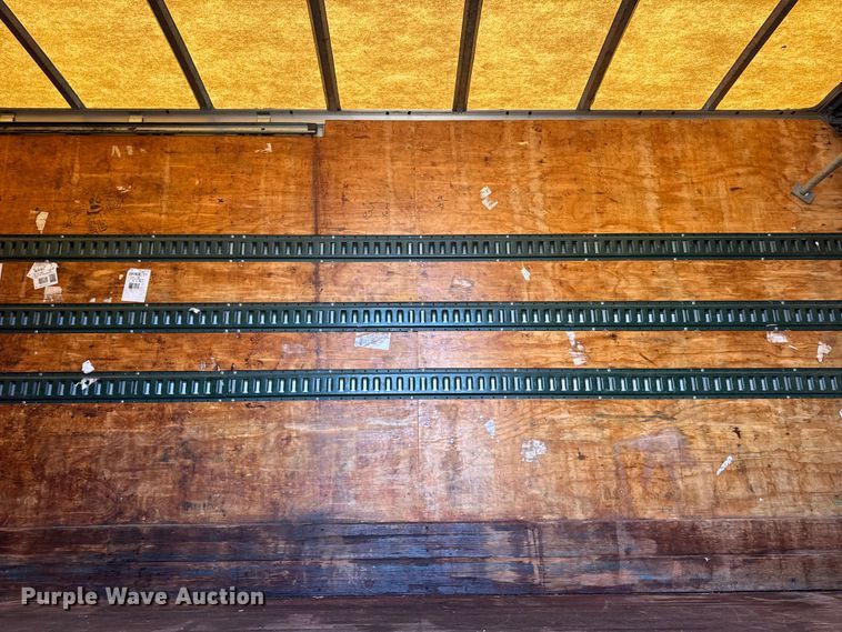 image for item EF2305 2006 International 4300 box truck