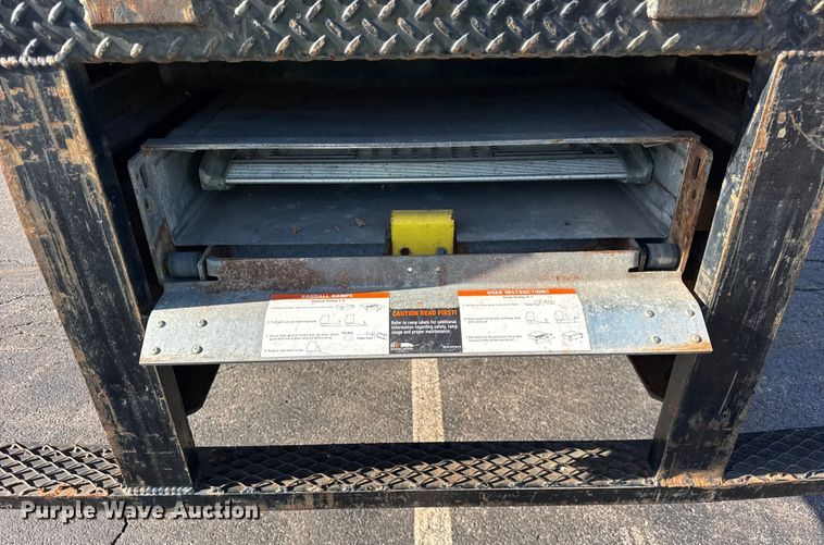 image for item EF2315 2010 International 4300 refrigerated truck