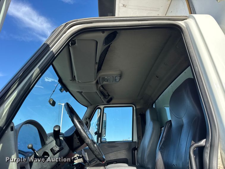 image for item EF2315 2010 International 4300 refrigerated truck