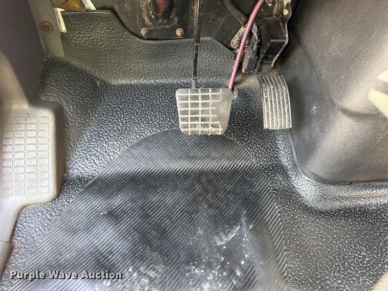 image for item EF2315 2010 International 4300 refrigerated truck