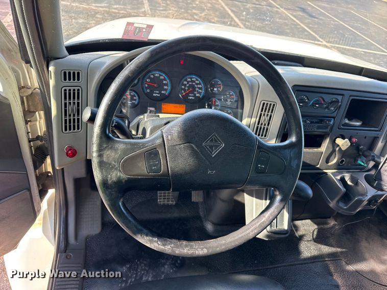 image for item EF2315 2010 International 4300 refrigerated truck