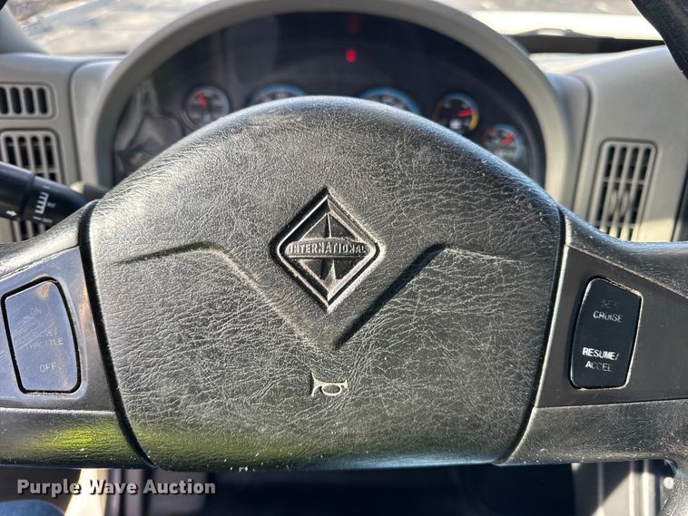 image for item EF2315 2010 International 4300 refrigerated truck