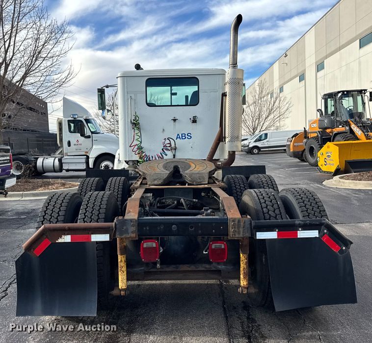 image for item EF2317 1998 International 9100 semi truck
