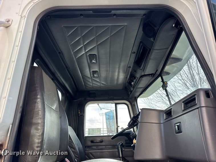 image for item EF2317 1998 International 9100 semi truck