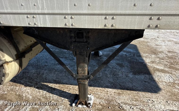 image for item EF2360 2005 Stoughton dry van trailer