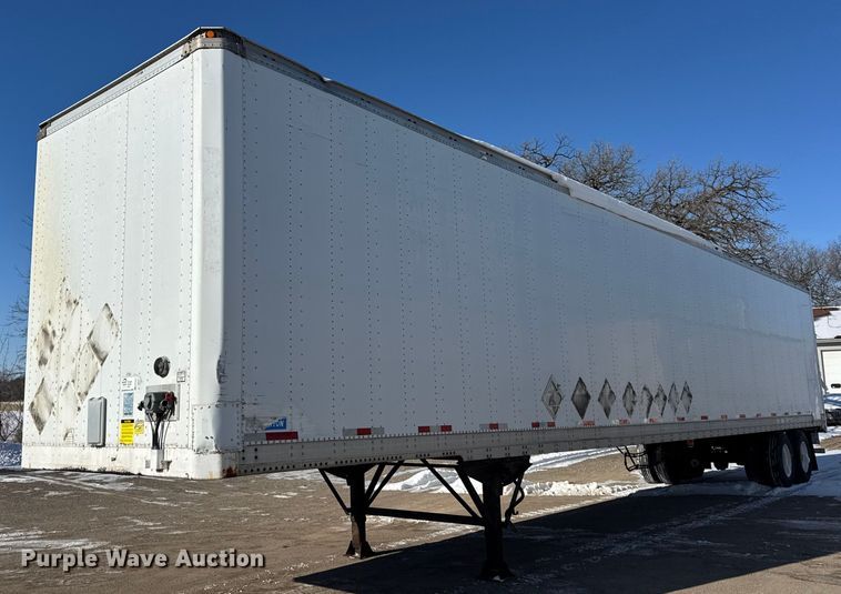 image for item EF2361 2005 Stoughton dry van trailer