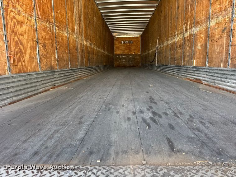 image for item EF2361 2005 Stoughton dry van trailer