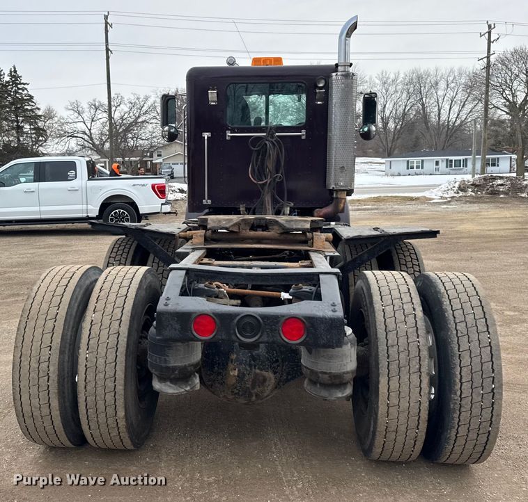 image for item EF2394 1994 Peterbilt 378 semi truck