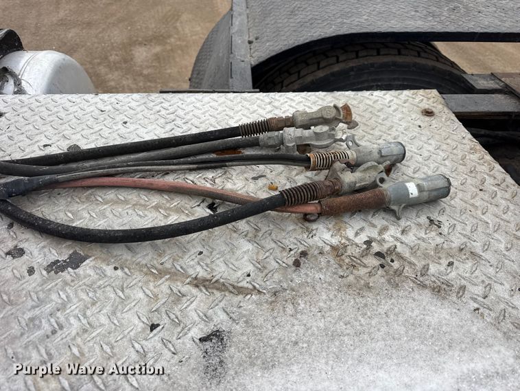 image for item EF2394 1994 Peterbilt 378 semi truck