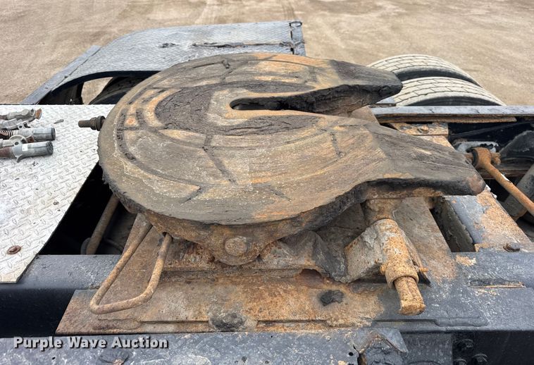 image for item EF2394 1994 Peterbilt 378 semi truck