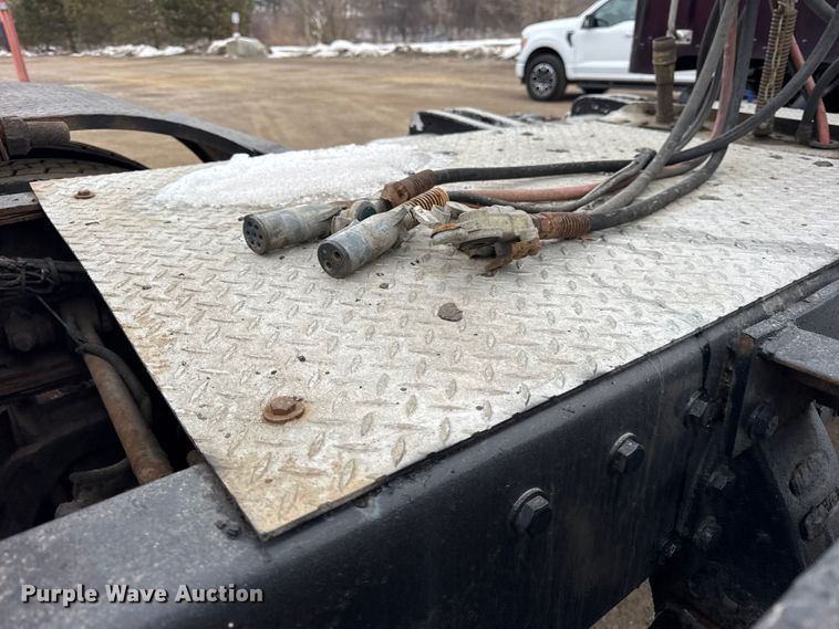 image for item EF2394 1994 Peterbilt 378 semi truck