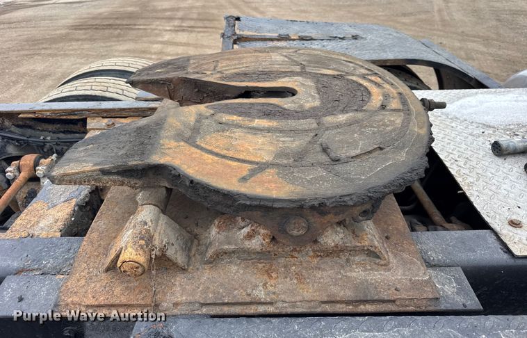 image for item EF2394 1994 Peterbilt 378 semi truck