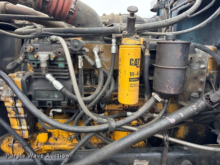 image for item EF2394 1994 Peterbilt 378 semi truck